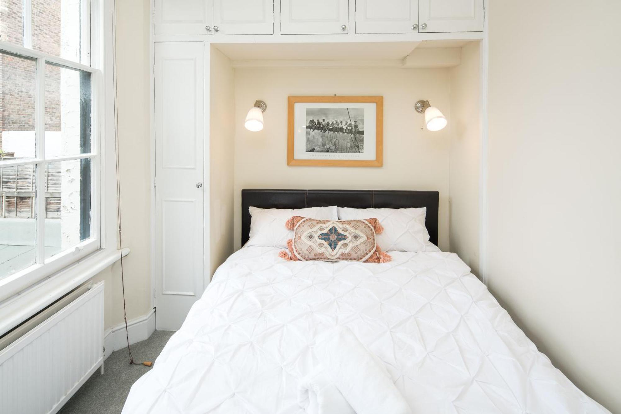 High-ceiling Gorgerous Victorian Flat With Private Garden - 3 Mins To Hyde Park, Kensington Palace, 8 Mins Nottinghill, High Street Kensington Station Apartament